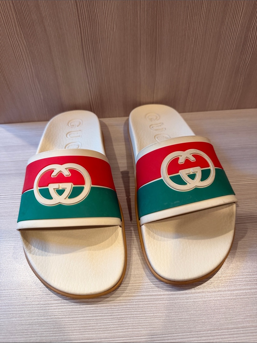 Gucci unisex White Slides with Red and Green Straps